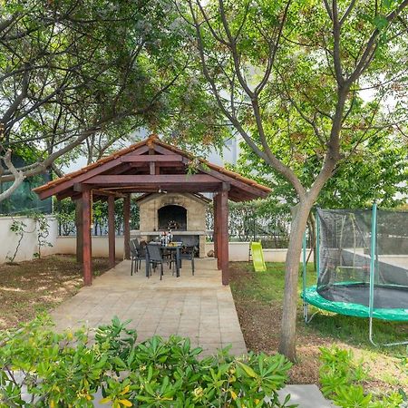 Villa Mirela Petrcane Ngoại thất bức ảnh