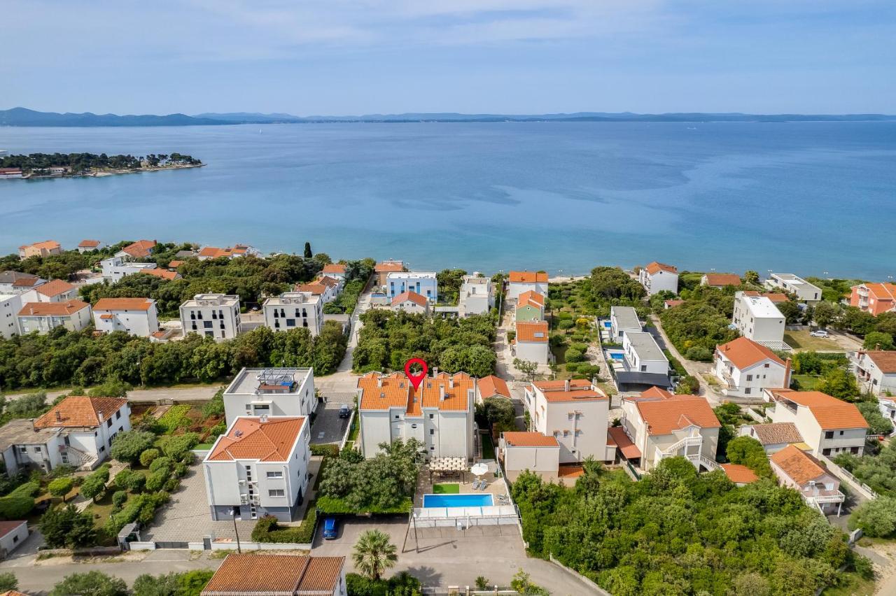 Villa Mirela Petrcane Ngoại thất bức ảnh