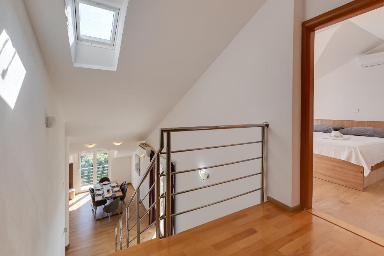 Villa Mirela Petrcane Ngoại thất bức ảnh