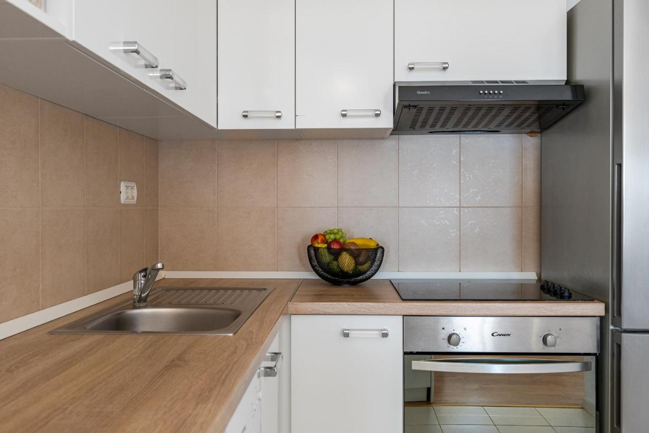 Villa Mirela Petrcane Ngoại thất bức ảnh