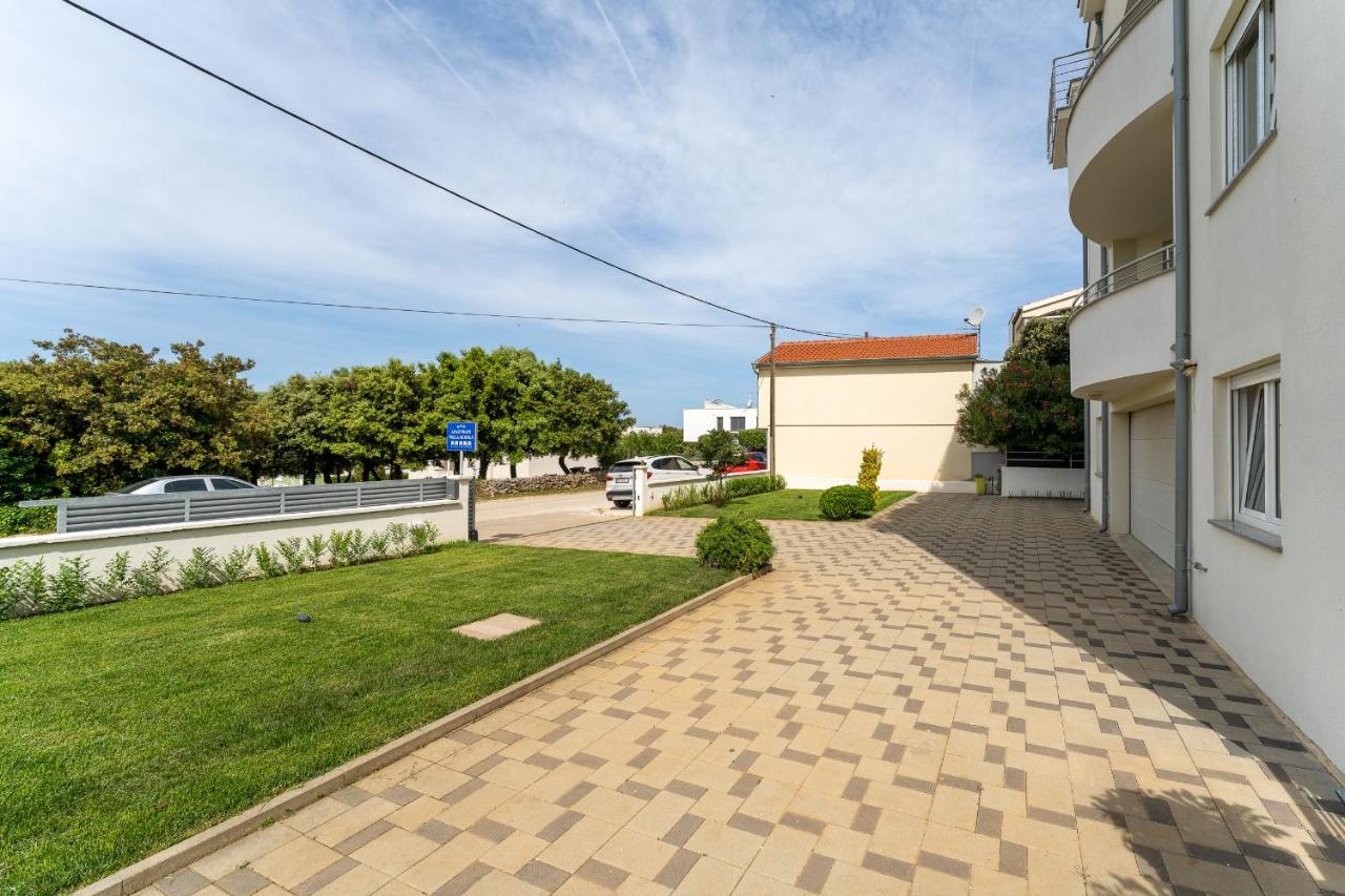 Villa Mirela Petrcane Ngoại thất bức ảnh